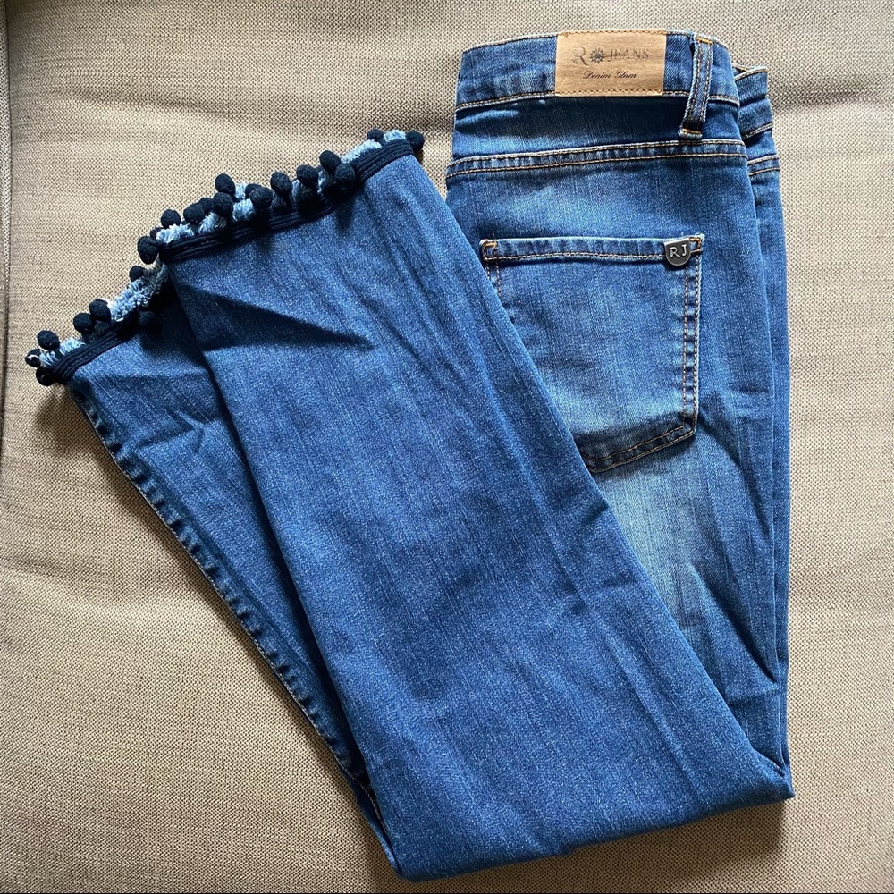 Cropped Pom Pom Jeans